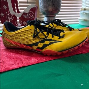 Saucony spit fire track shoe men’s
